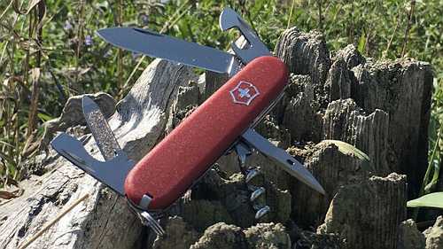 Slip Your Choice of Genuine Swiss Army Knives In Your Pocket From This Gold Box Slip Your Choice of Genuine Swiss Army Knives In Your Pocket From This Gold Box