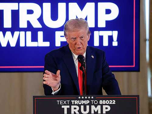 Trump singles out immigration as ‘biggest issue’ at Mar-a-Lago event